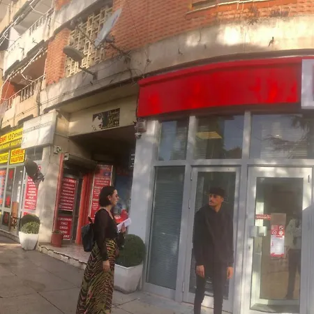 公寓 In Skanderbeg Square - Center 1